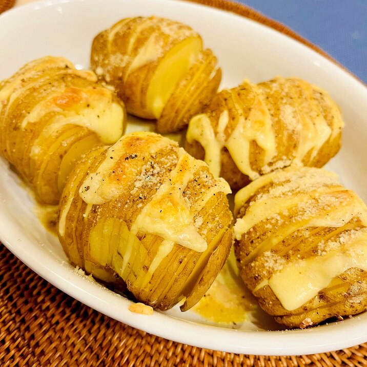 ★じゃがいも★ハッセルバックチーズポテト
